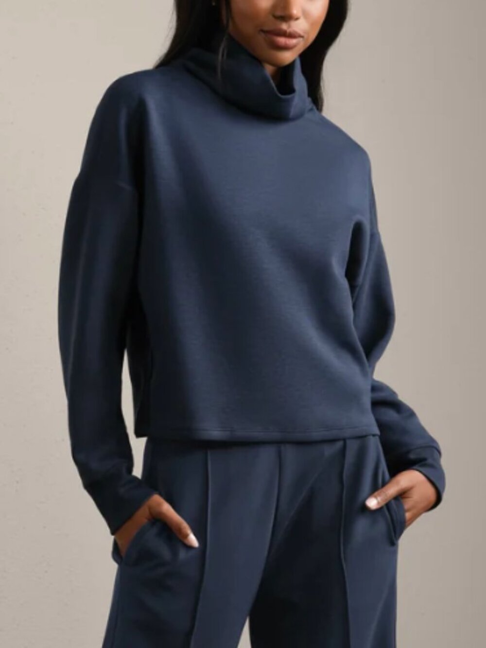 Rhone DreamGlow™ Mock Neck